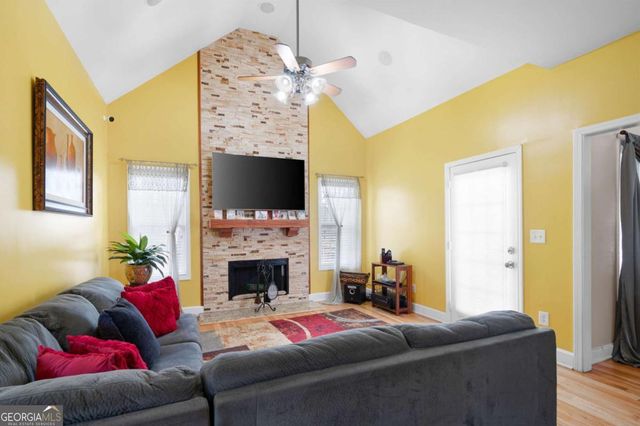 1227 Castle Point Court SW, Conyers, GA 30094