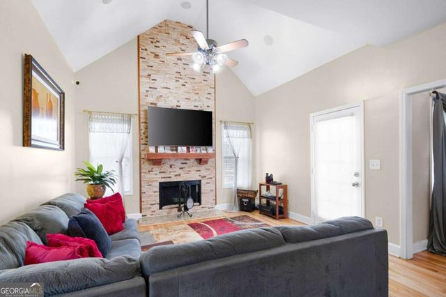 1227 Castle Point Court SW, Conyers, GA 30094