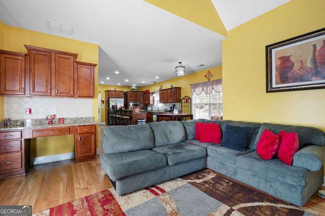 1227 Castle Point Court SW, Conyers, GA 30094