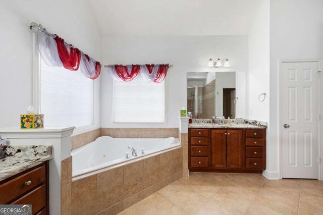 1227 Castle Point Court SW, Conyers, GA 30094