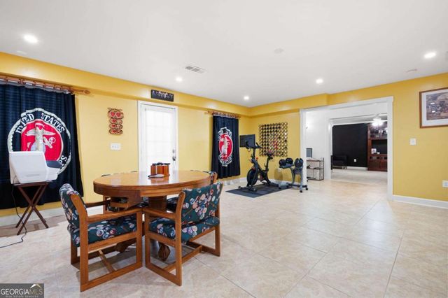 1227 Castle Point Court SW, Conyers, GA 30094