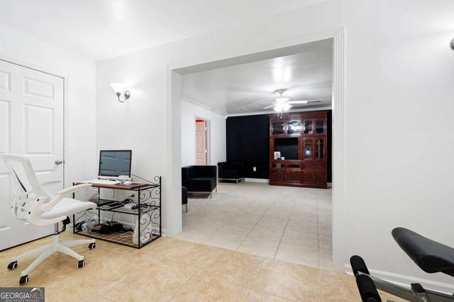 1227 Castle Point Court SW, Conyers, GA 30094