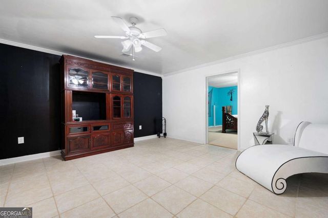 1227 Castle Point Court SW, Conyers, GA 30094