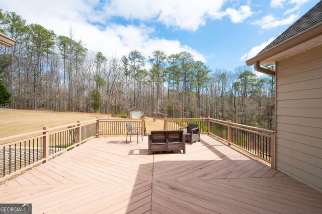 1227 Castle Point Court SW, Conyers, GA 30094