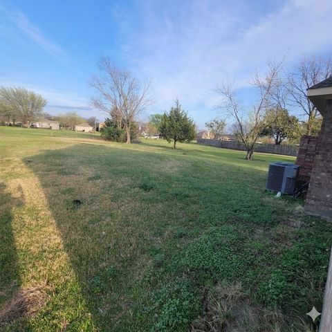 2312 Rogers Avenue, Lancaster, TX 75134