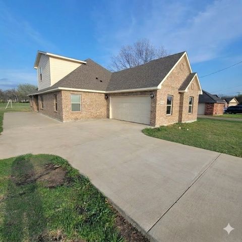 2312 Rogers Avenue, Lancaster, TX 75134