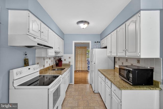 12064 WILLOWOOD, Woodbridge, VA 22192