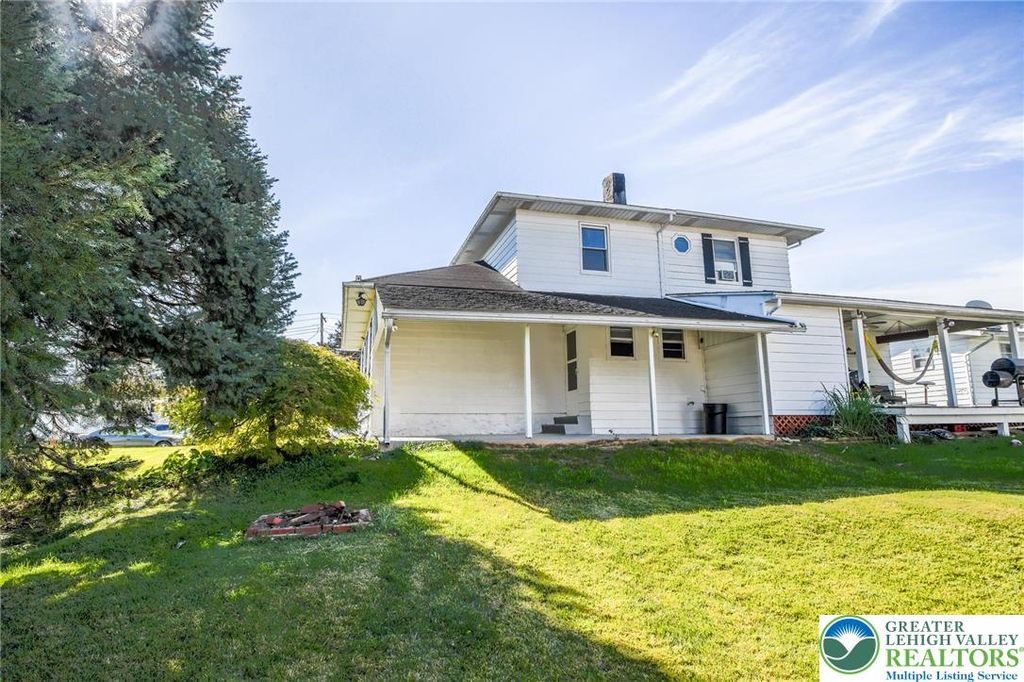 2243 2nd, Wilson Boro, PA 18042