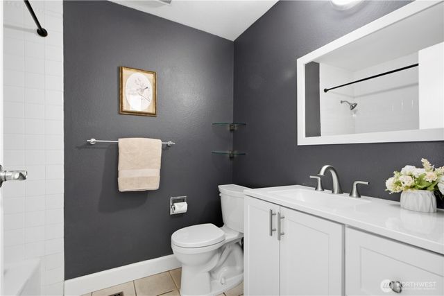 15237 SE 48th Drive, Bellevue, WA 98006