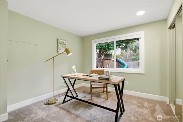 15237 SE 48th Drive, Bellevue, WA 98006