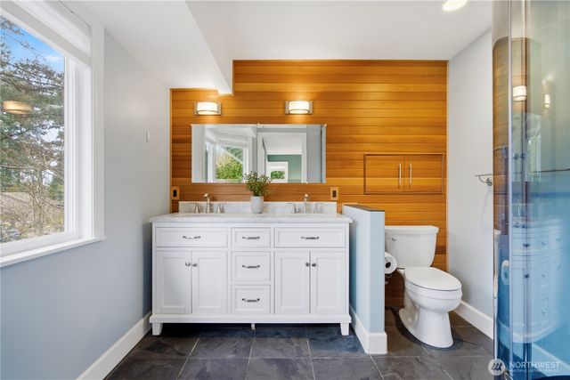 15237 SE 48th Drive, Bellevue, WA 98006