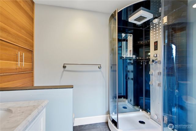 15237 SE 48th Drive, Bellevue, WA 98006