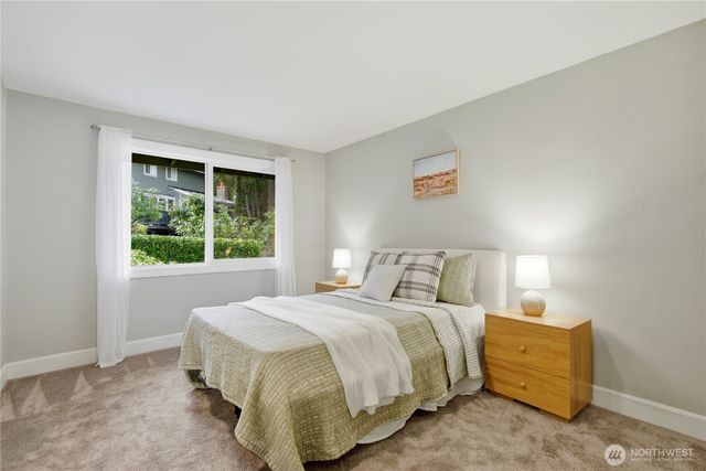 15237 SE 48th Drive, Bellevue, WA 98006