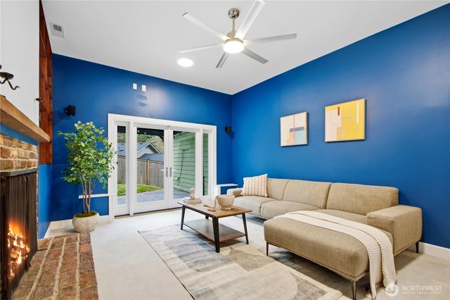 15237 SE 48th Drive, Bellevue, WA 98006