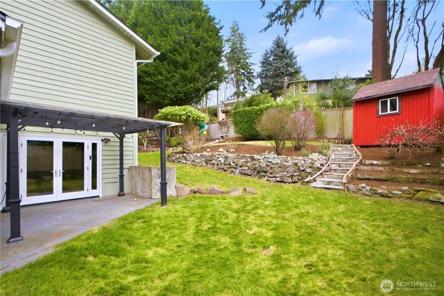 15237 SE 48th Drive, Bellevue, WA 98006