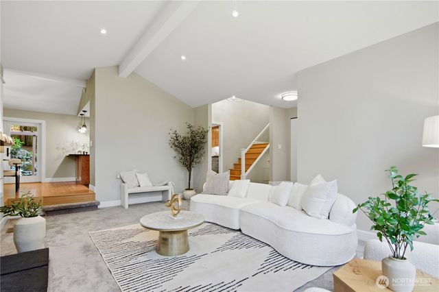 15237 SE 48th Drive, Bellevue, WA 98006