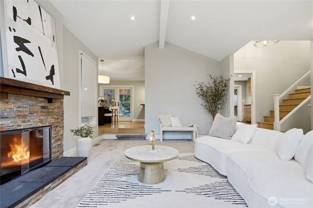 15237 SE 48th Drive, Bellevue, WA 98006