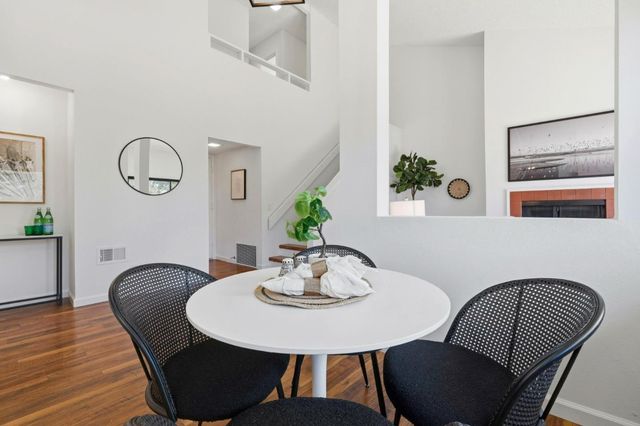 660 Nobel Drive 1E, Santa Cruz, CA 95060