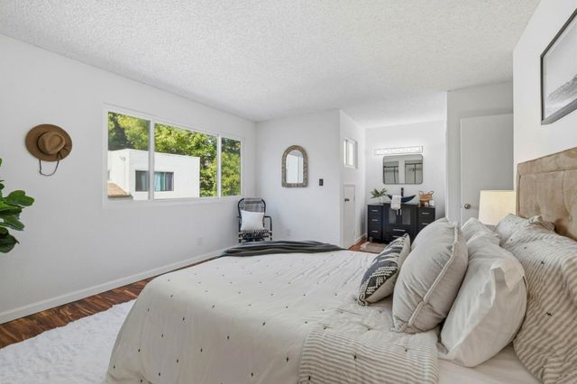 660 Nobel Drive 1E, Santa Cruz, CA 95060