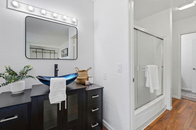 660 Nobel Drive 1E, Santa Cruz, CA 95060