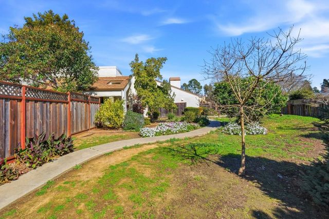 660 Nobel Drive 1E, Santa Cruz, CA 95060