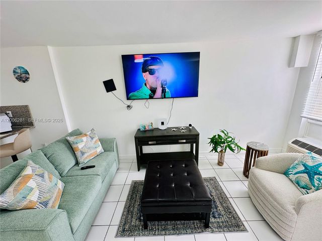 710 Washington Ave 321, Miami Beach, FL 33139