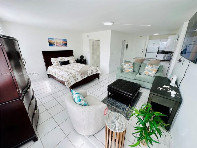 710 Washington Ave 321, Miami Beach, FL 33139