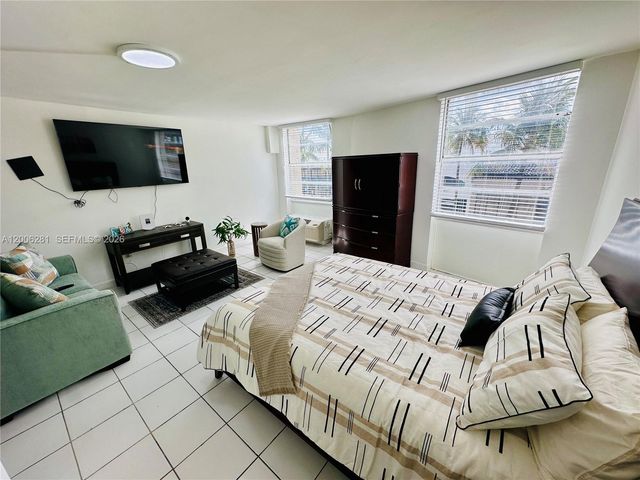 710 Washington Ave 321, Miami Beach, FL 33139