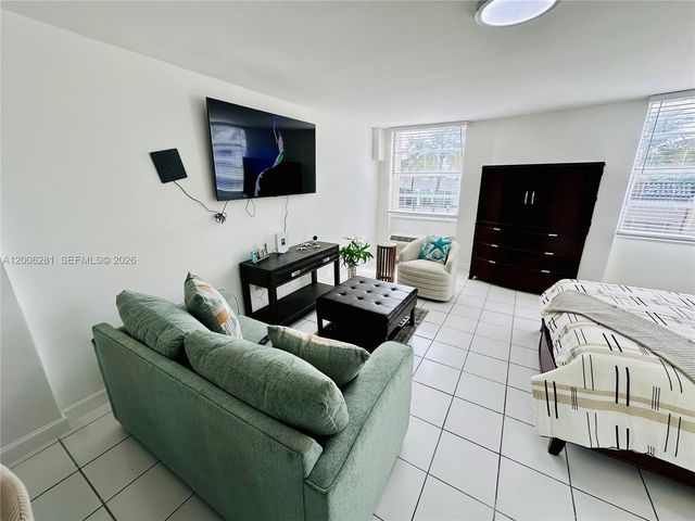 710 Washington Ave 321, Miami Beach, FL 33139
