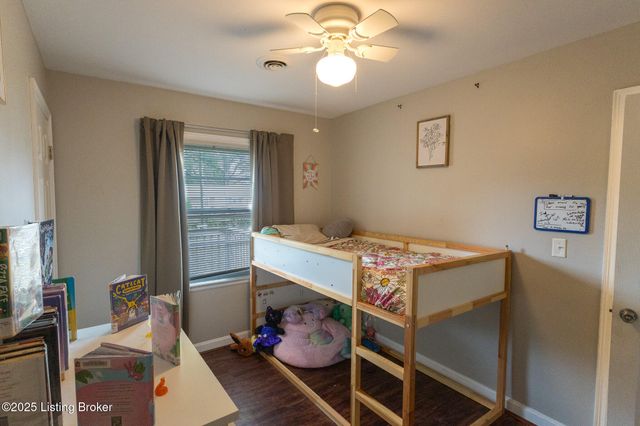 10003 3rd Street Rd, Louisville, KY 40272