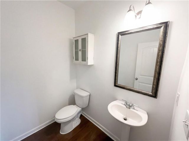 5485 Waverly Drive, Atlanta, GA 30349