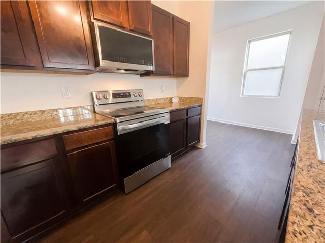 5485 Waverly Drive, Atlanta, GA 30349