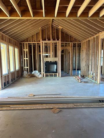 2447 Wolf Creek Bend, Blanchard, OK 73010