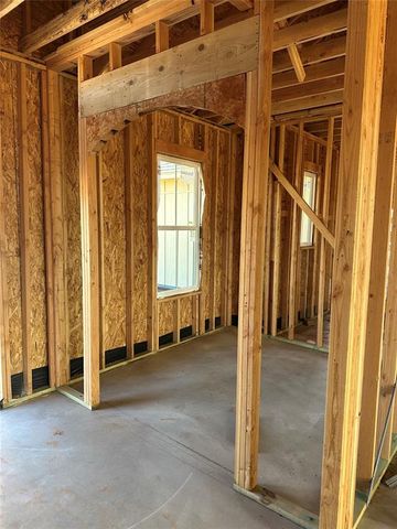 2447 Wolf Creek Bend, Blanchard, OK 73010