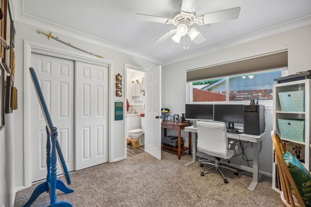 901 Raintree Road, Fort Worth, TX 76103