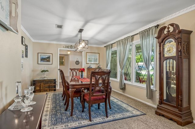 901 Raintree Road, Fort Worth, TX 76103