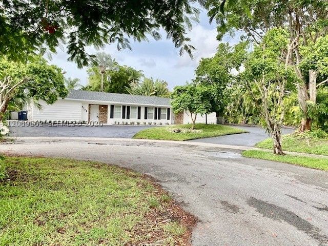 7770 SW 106th Ter 7770, Pinecrest, FL 33156