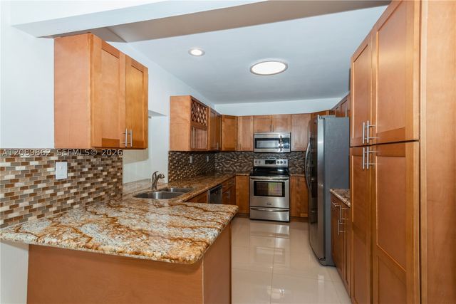7770 SW 106th Ter 7770, Pinecrest, FL 33156