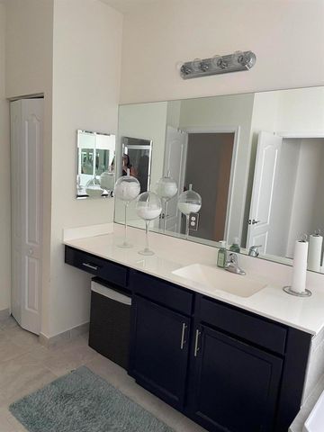 7413 NW Greenspring Street, Port St. Lucie, FL 34987
