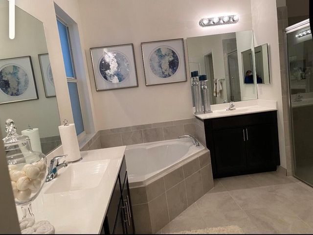 7413 NW Greenspring Street, Port St. Lucie, FL 34987