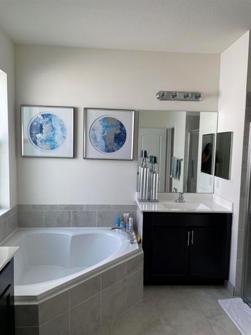 7413 NW Greenspring Street, Port St. Lucie, FL 34987