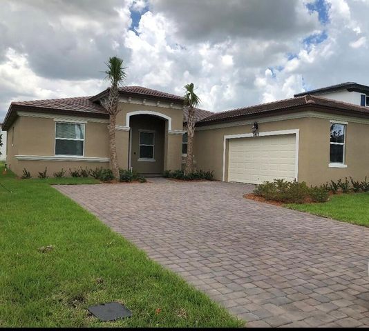 7413 NW Greenspring Street, Port St. Lucie, FL 34987
