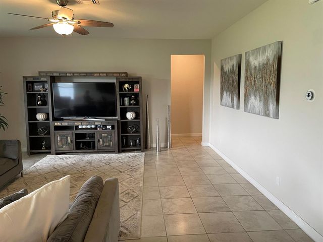 7413 NW Greenspring Street, Port St. Lucie, FL 34987