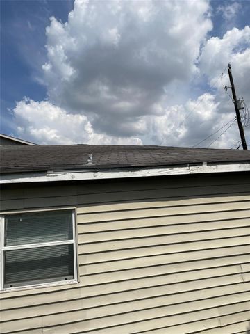 301 Connecticut Street, Houston, TX 77029