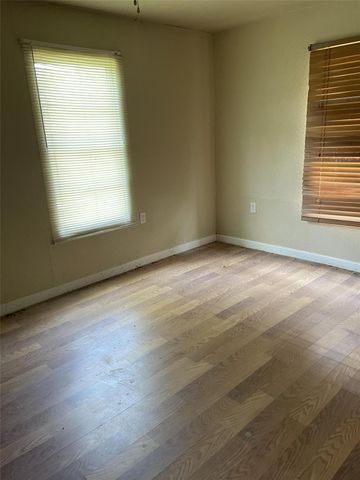 301 Connecticut Street, Houston, TX 77029