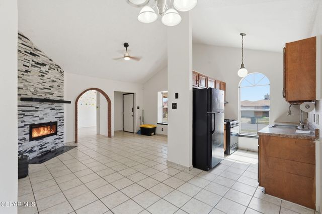 10905 DIZZY DEAN Place, El Paso, TX 79934