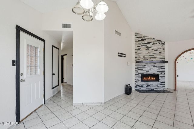 10905 DIZZY DEAN Place, El Paso, TX 79934