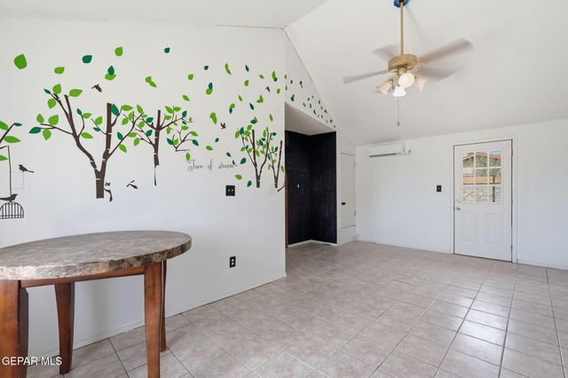 10905 DIZZY DEAN Place, El Paso, TX 79934
