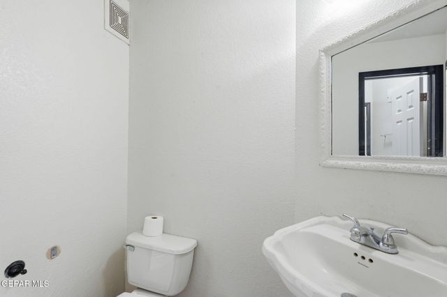 10905 DIZZY DEAN Place, El Paso, TX 79934