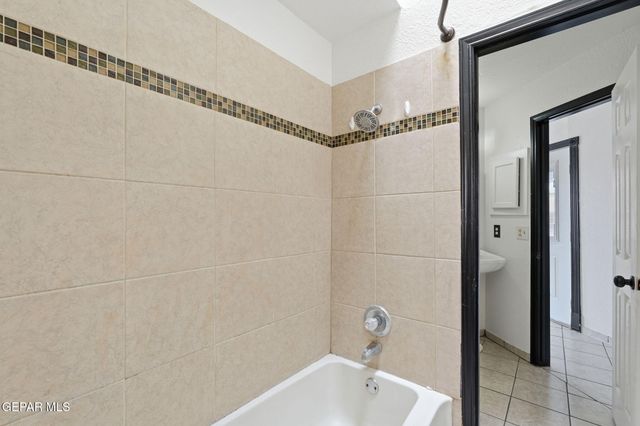 10905 DIZZY DEAN Place, El Paso, TX 79934